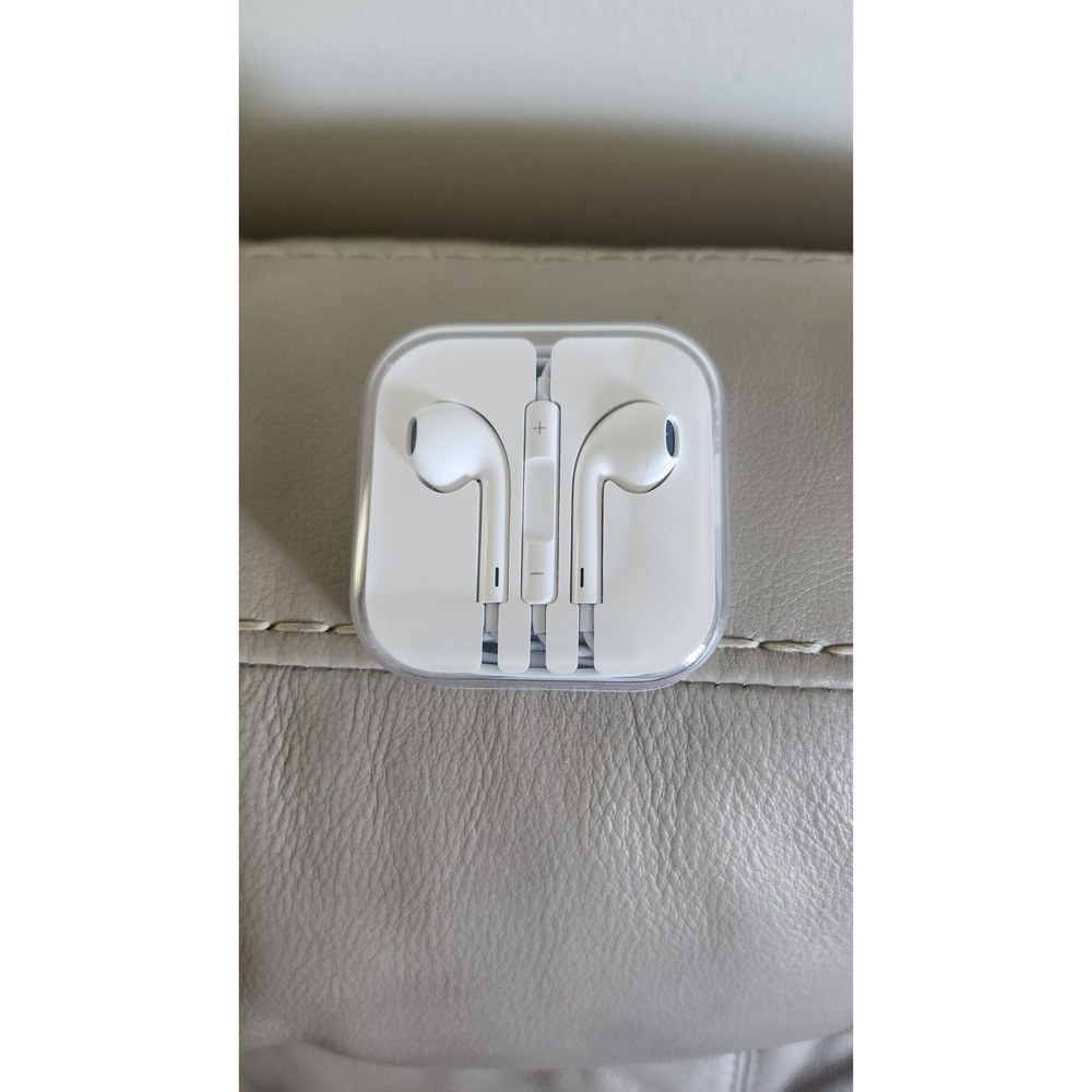 New Original Apple iPhone EarPods 3.5mm Headset Earphones‎ Headphones